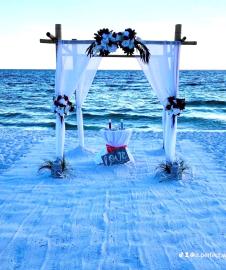 Love is everywhere on Panama City Beach...